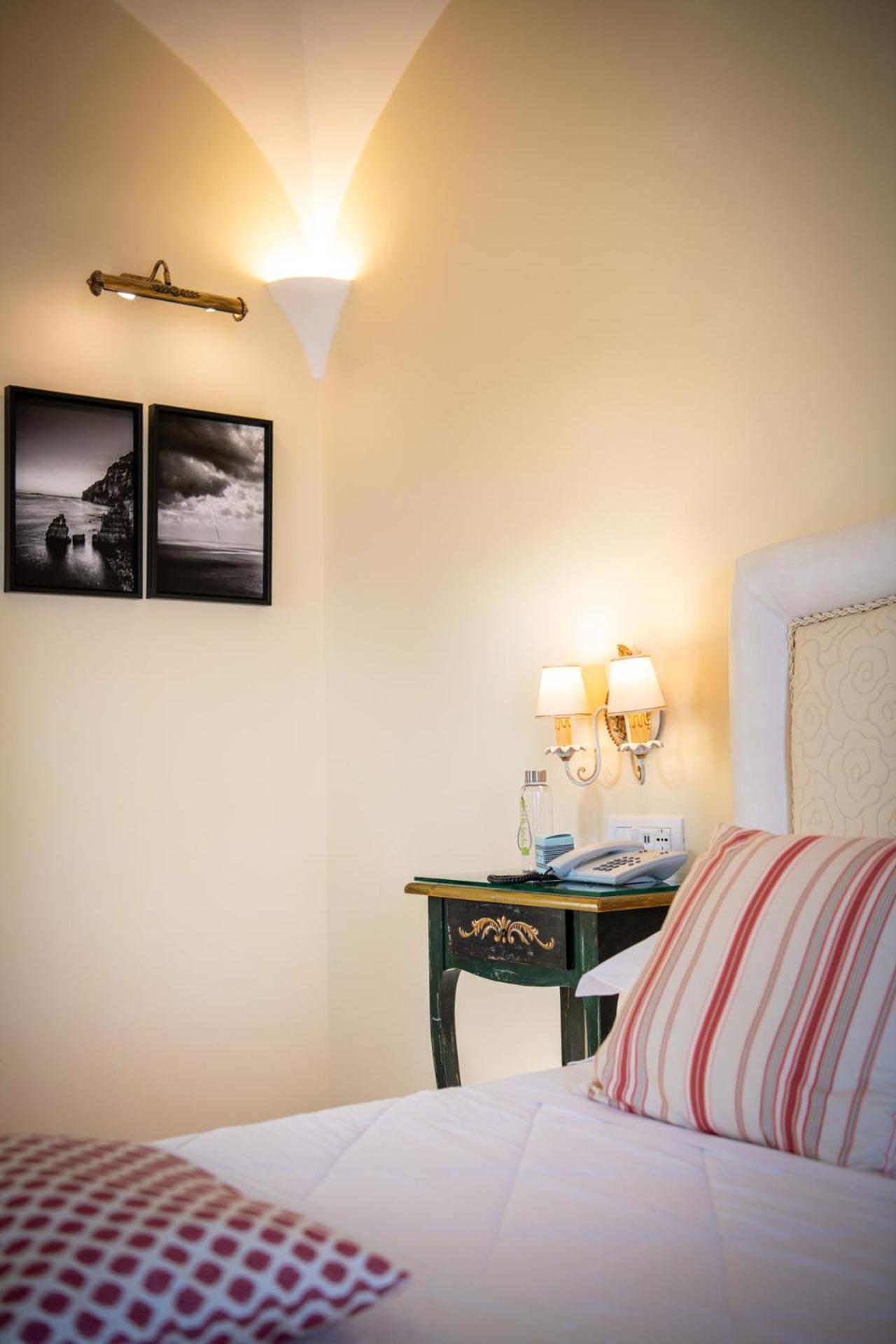 Hotel Margherita Praiano Esterno foto